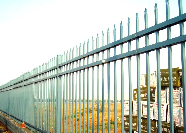 围墙铁艺护栏适宜住宅小区和别墅区的安全与防护